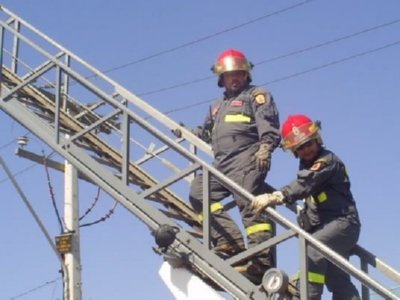 ESCALERA BOMBEROS 02  IMAGENES FOTOS